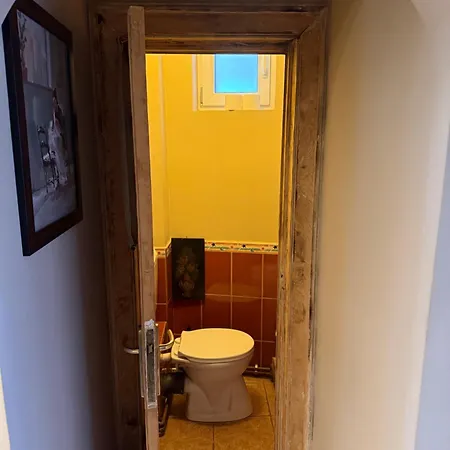 Vintage Apartment-2
